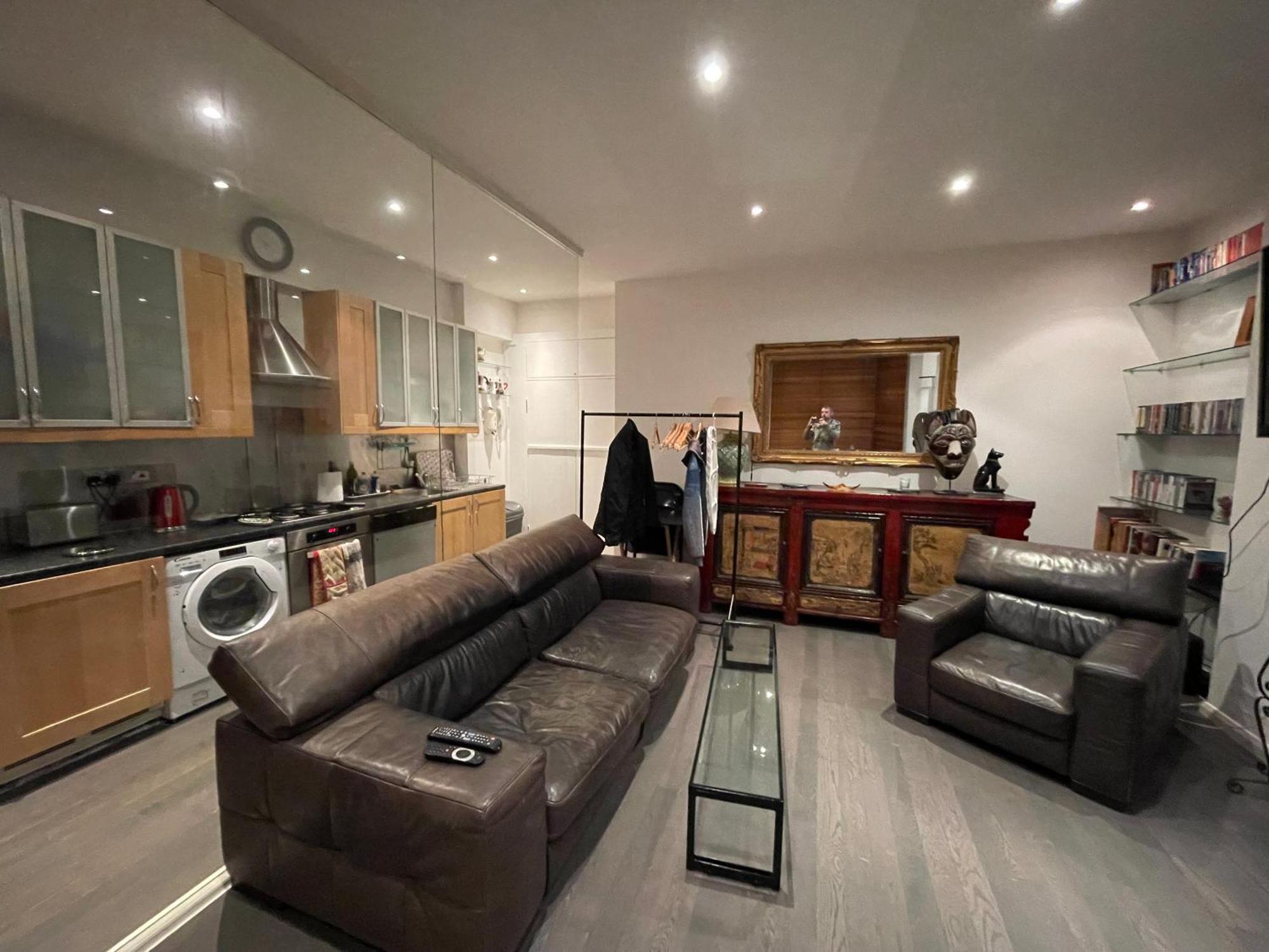 Large Studio Flat In Kensington Londra Exterior foto