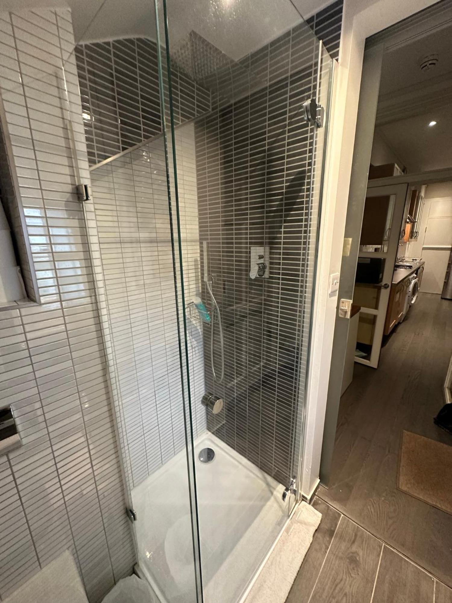 Large Studio Flat In Kensington Londra Exterior foto
