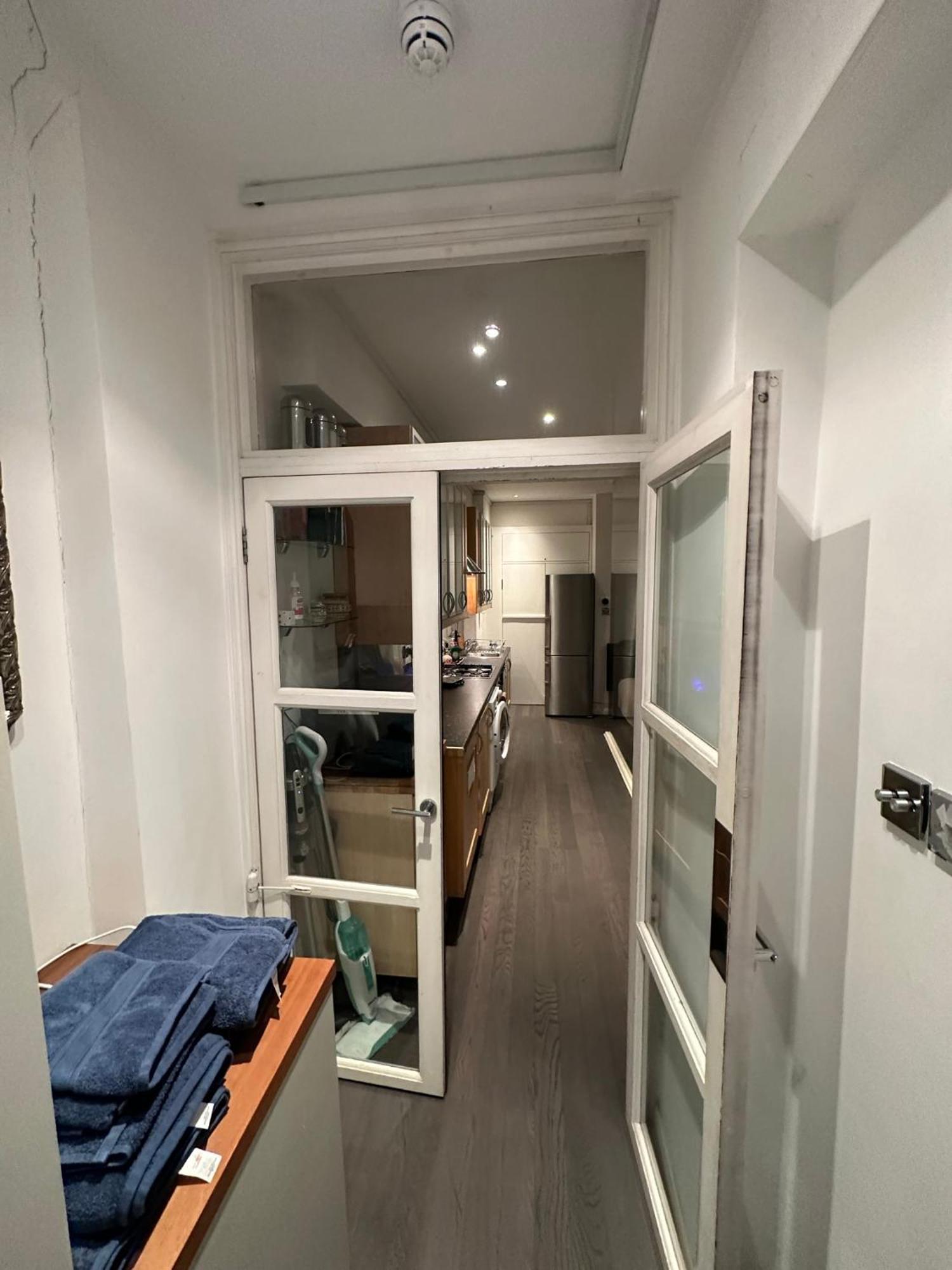 Large Studio Flat In Kensington Londra Exterior foto